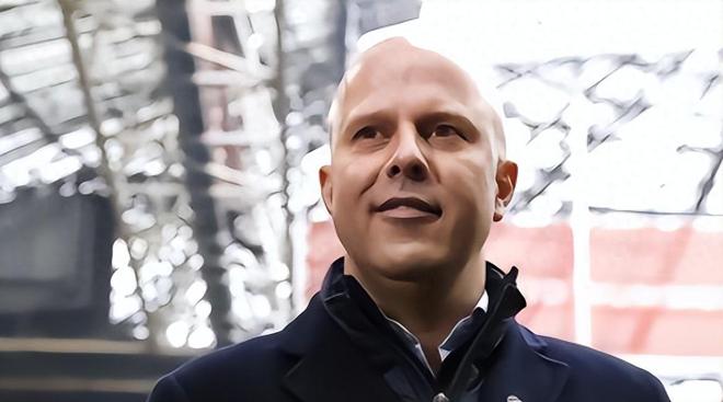 同时也让我 同时也让我